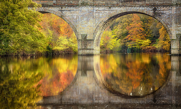 The Prebends Bridge, Durham in Autumn.